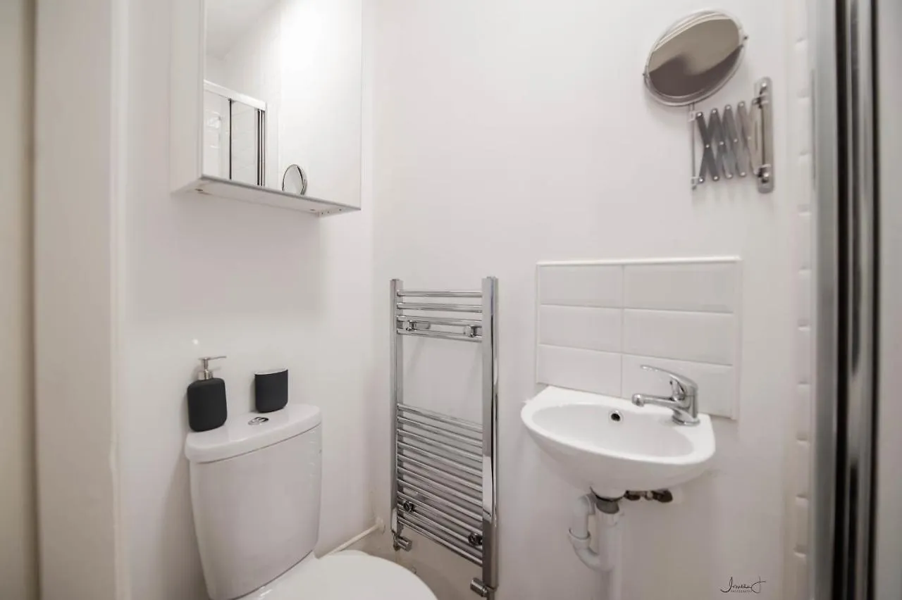 *** Hotel Roberts Residence Doncaster United Kingdom